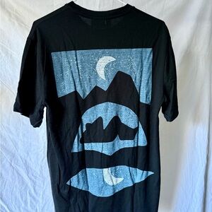 Icebreaker Black and Blue Mountain Graphic Tee